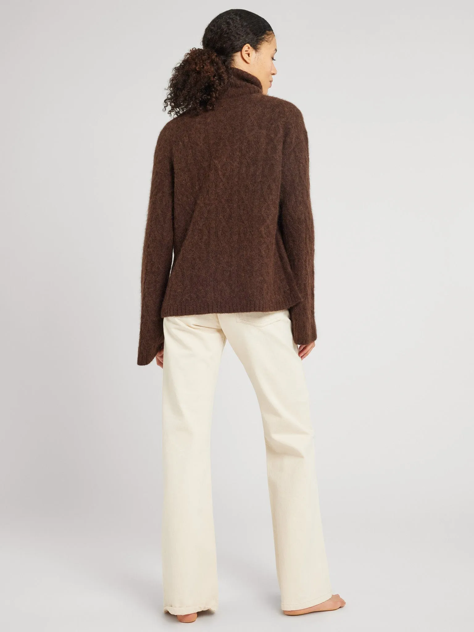 Annika Turtleneck in Cocoa