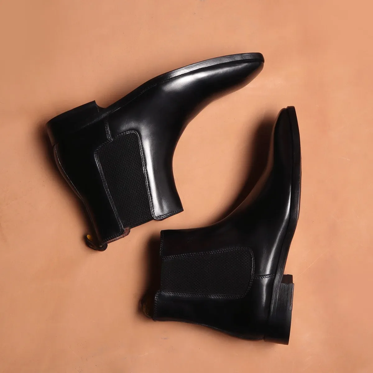 Black Chelsea Boots With Leather Sole