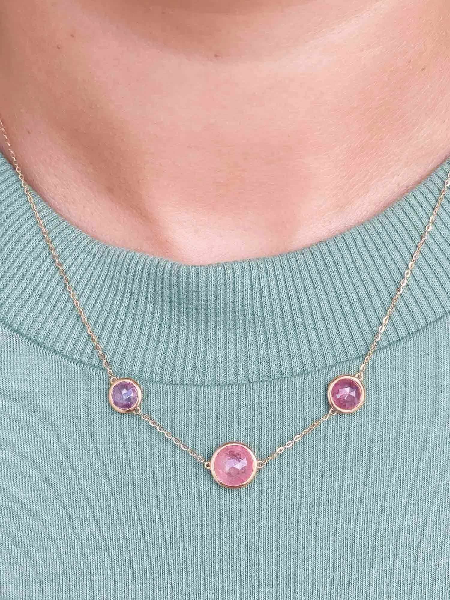 Double-Side Candy Pink Sapphire Rose Cut Necklace 14K Gold AD1425