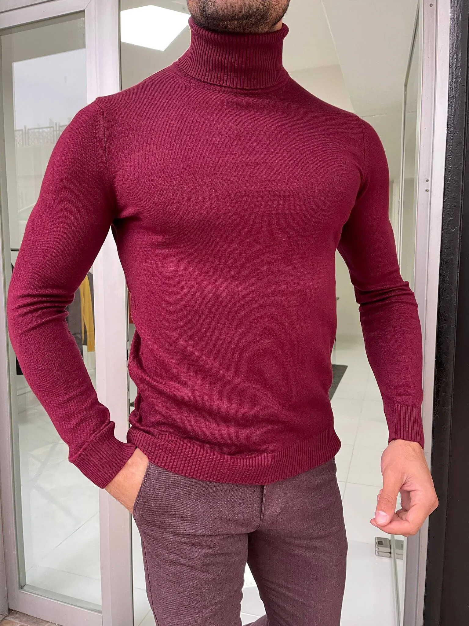 Hollo Claret Red Turtleneck