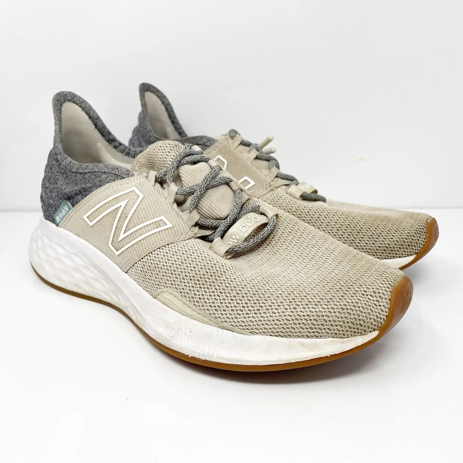 New Balance Womens Fresh Foam Roav WROAVTG Gray Running Shoes Sneakers Size 8 B