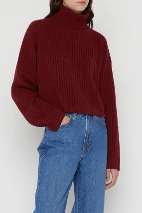 RIBBED CROPPED TURTLENECK