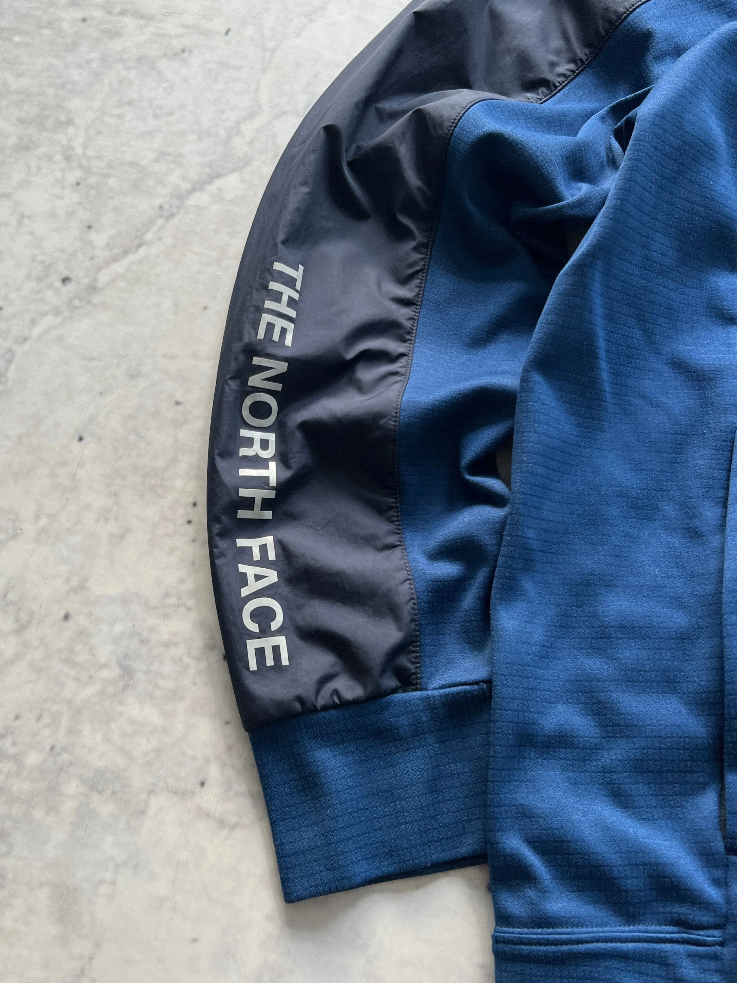 The North Face zip up hoodie / Jacket (XL)